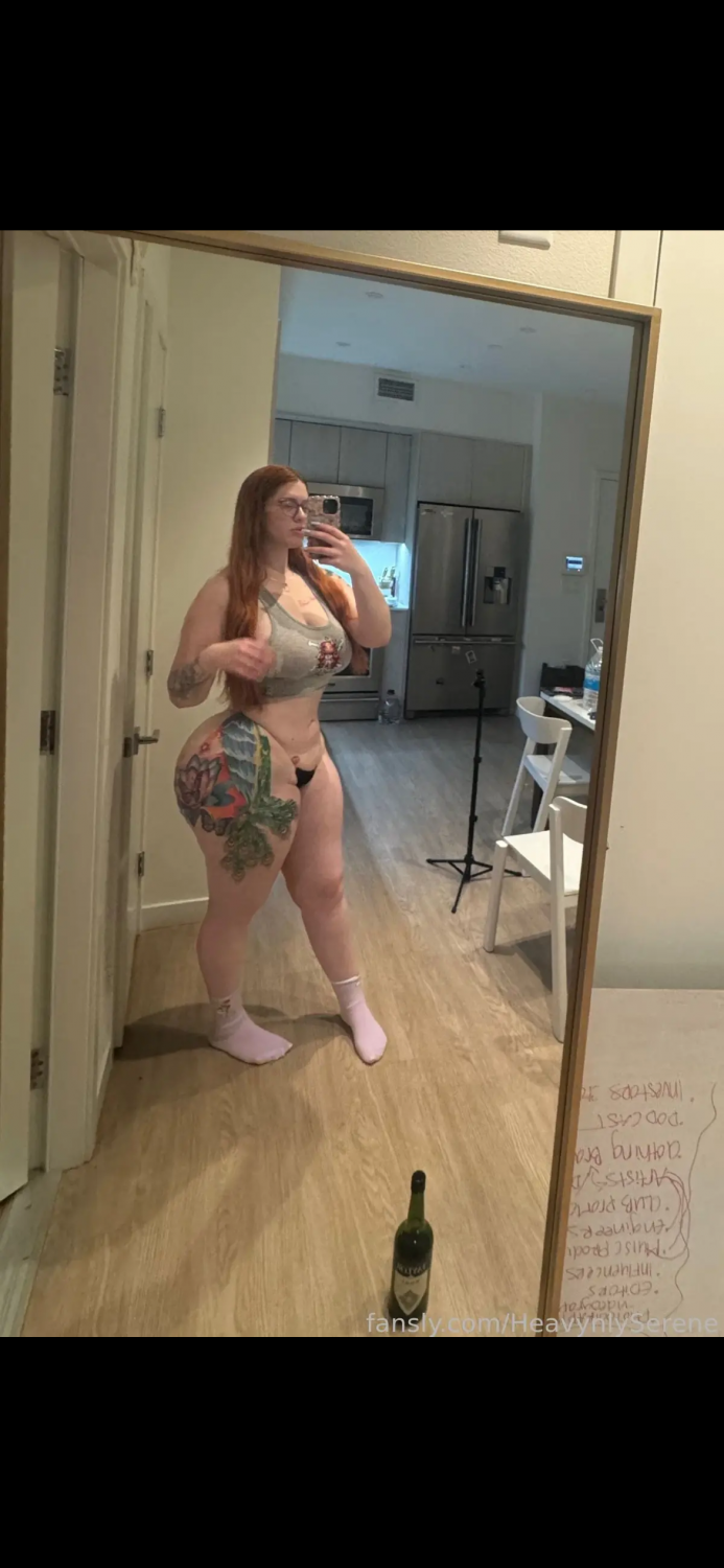 Sexy curvy redhead #72yki7TA