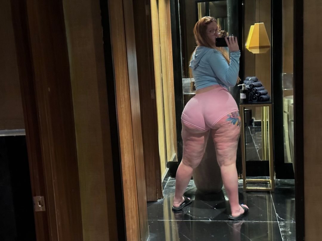 Sexy curvy redhead #qYTv7MBo