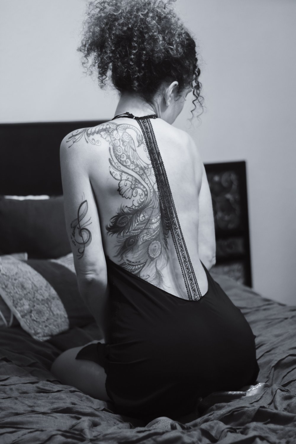 Curly Brunette Gives a Peek of her Pussy Boudoir #4hDqhq3o