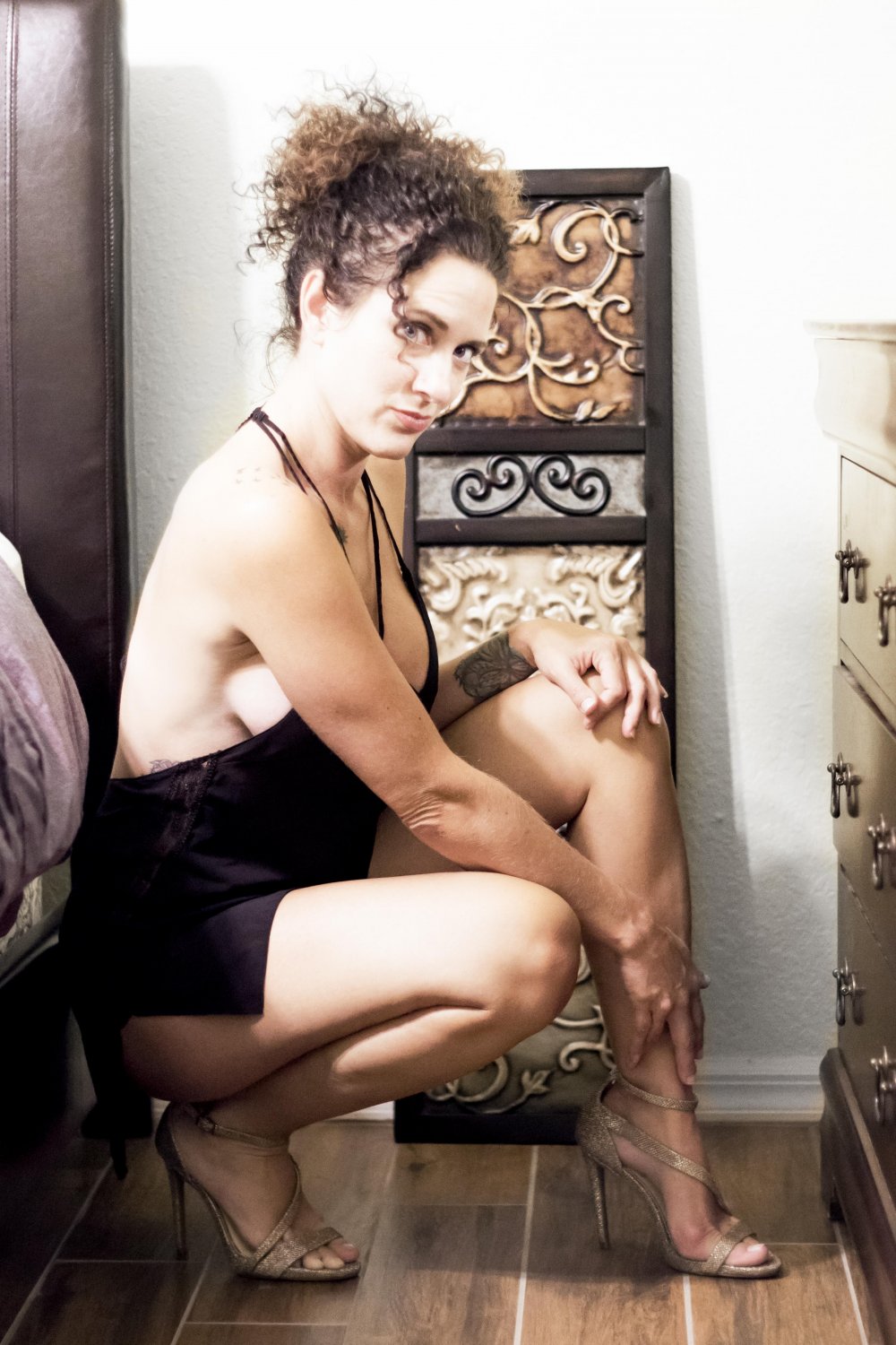 Curly Brunette Gives a Peek of her Pussy Boudoir #NRPfEmRm