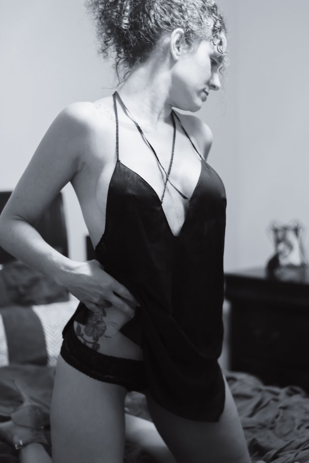 Curly Brunette Gives a Peek of her Pussy Boudoir #f5M7urVe