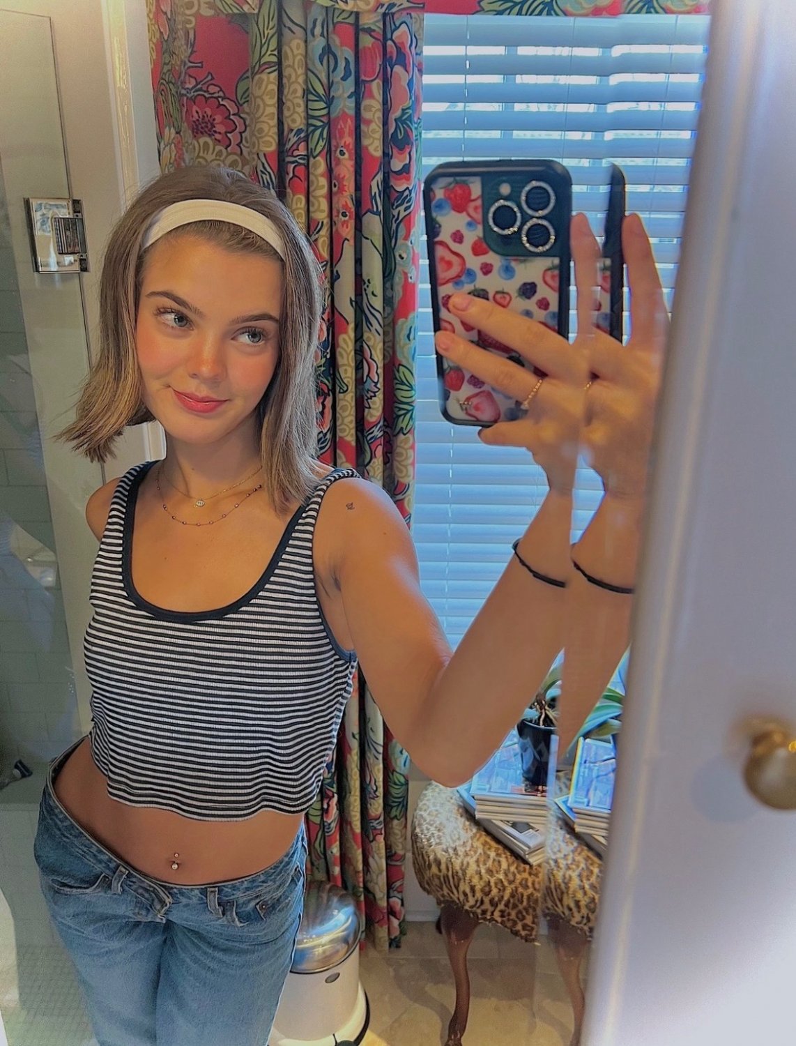Submitted Webslut Gracie Exposed Part 2 #9g3aNKJh