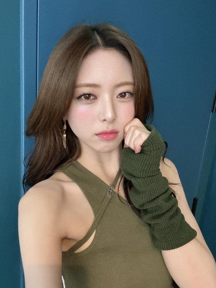 Kpop and cock is cuming #FweXSnAa