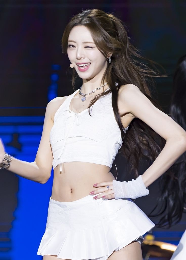 Kpop and cock is cuming #idGzc5mG