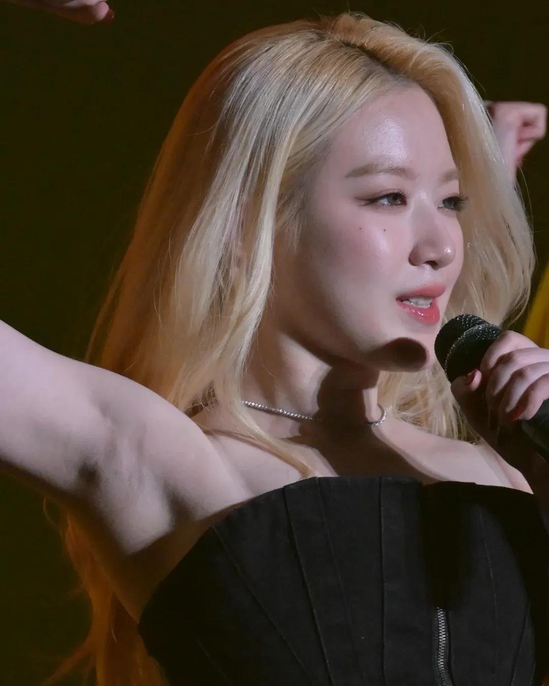 Kpop and cock is cuming #vOJs4jh4