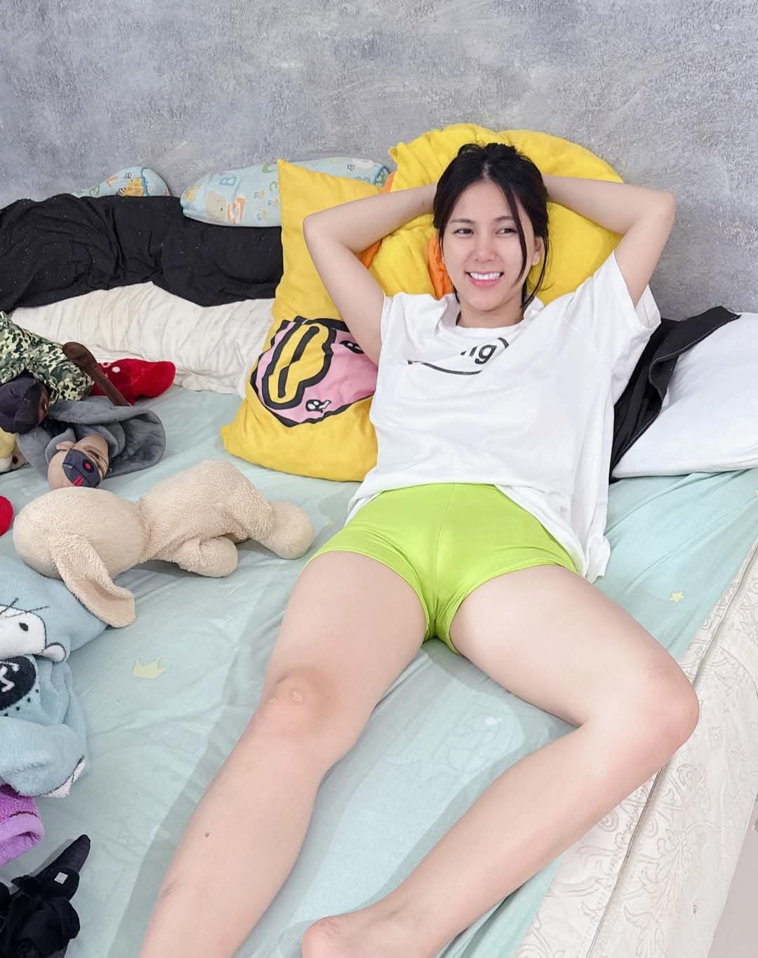 Japan Girl p2 #fMLbbLyn