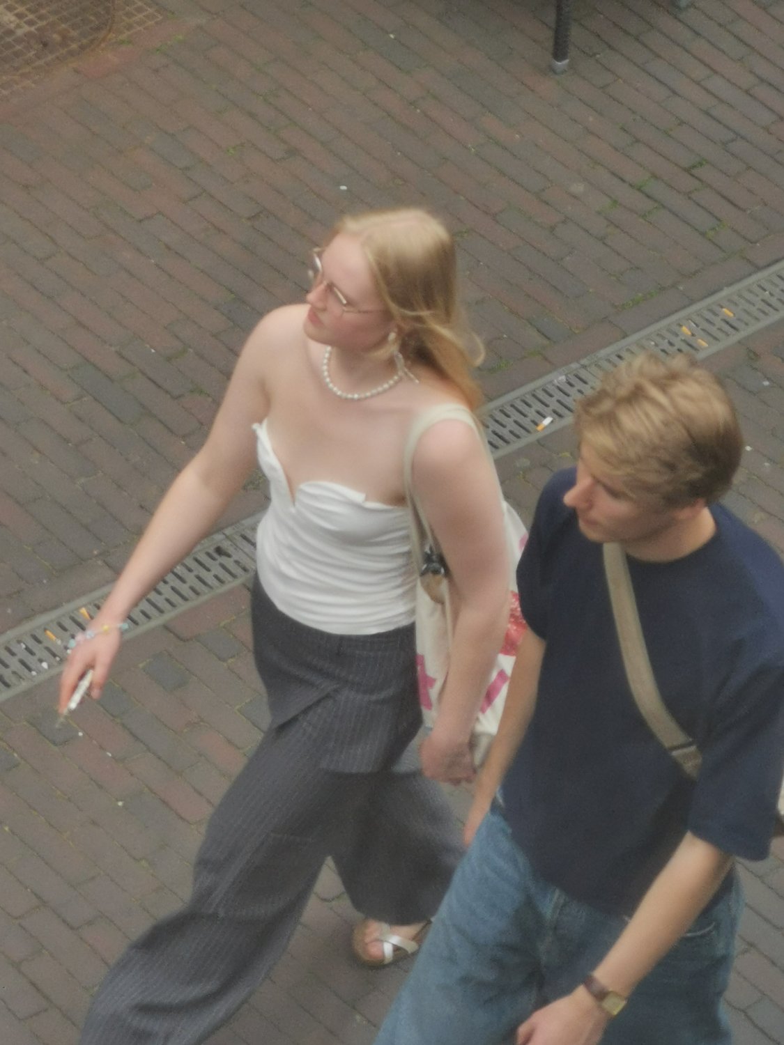 Nipslip blonde on the street #fHk9bJEP