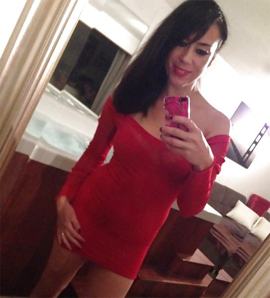 Adeline Lafouine - Swiss Parliament Worker #OSBMpvnf