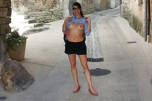 Adeline Lafouine - Swiss Parliament Worker #lsWP8wLS